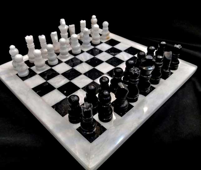 Marble Onyx Chess Set 