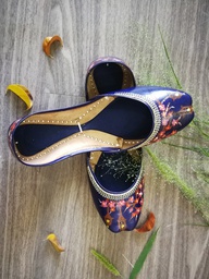 Hand Painted Floral Patels Leather Khussa